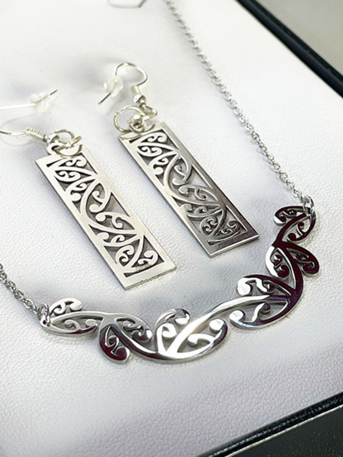 Silver Kowhaiwhai Halfmoon 50mm & 35mm Rectangle Earrings