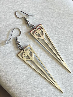 Silver Mangopare triangle earrings 50mm