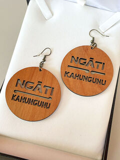 Ngati Kahungunu Rimu Circle earrings 35mm